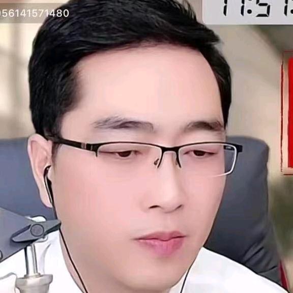 陈伟1宜城市尚安恺百货