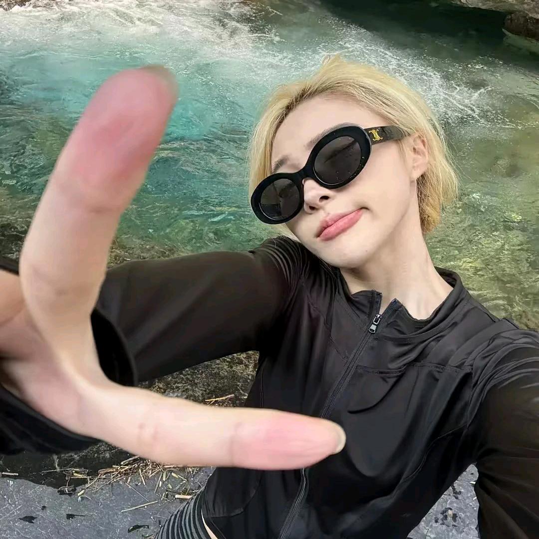 𝕻𝖚𝖕𝖕𝖊𝖙_