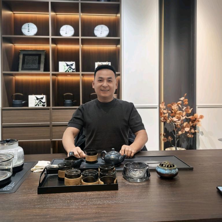 索菲亚全案定制-大角鹿瓷砖