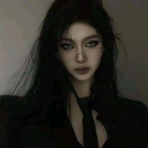 双马尾性感毒后妈