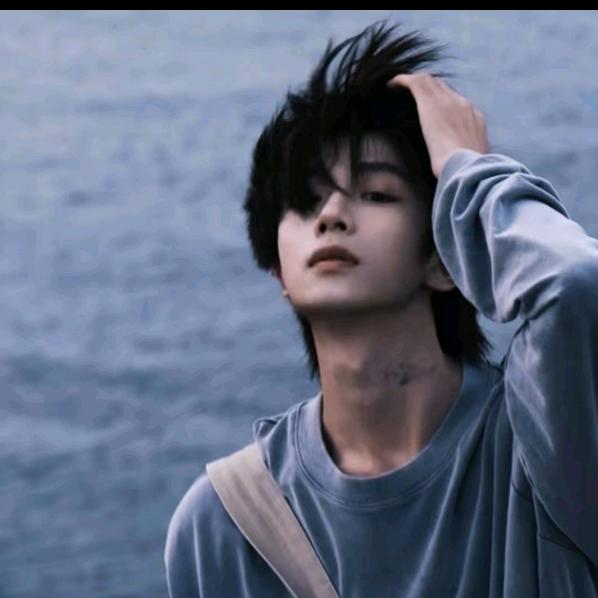 陪小陈许个愿💤