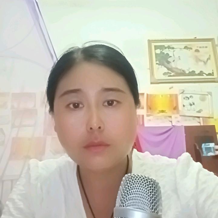 农村大嗓门爱唱歌+聊天主播