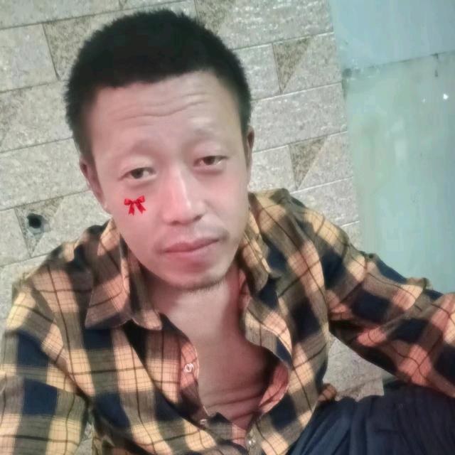 砸墙小王