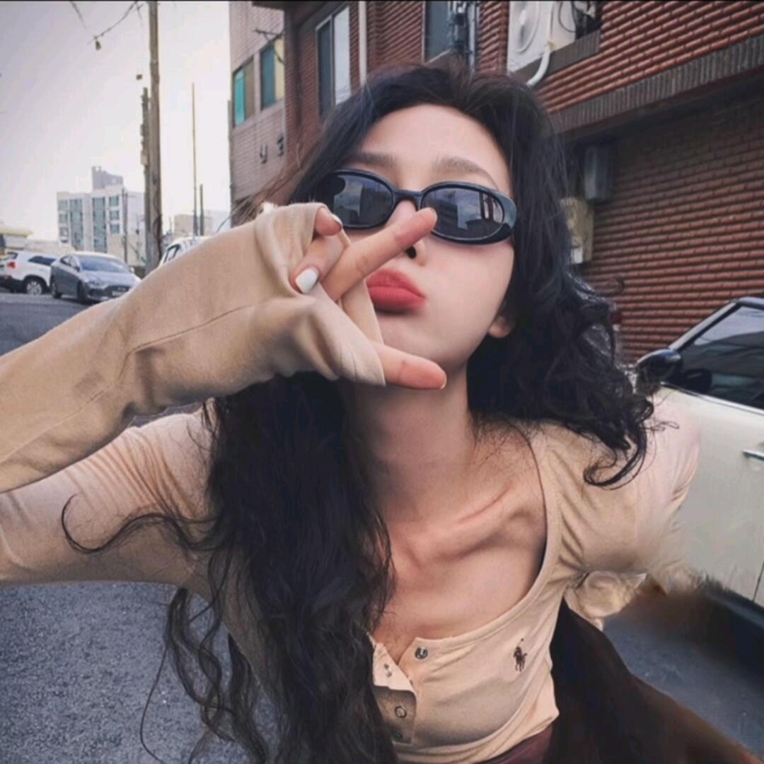 迷人的小妖精