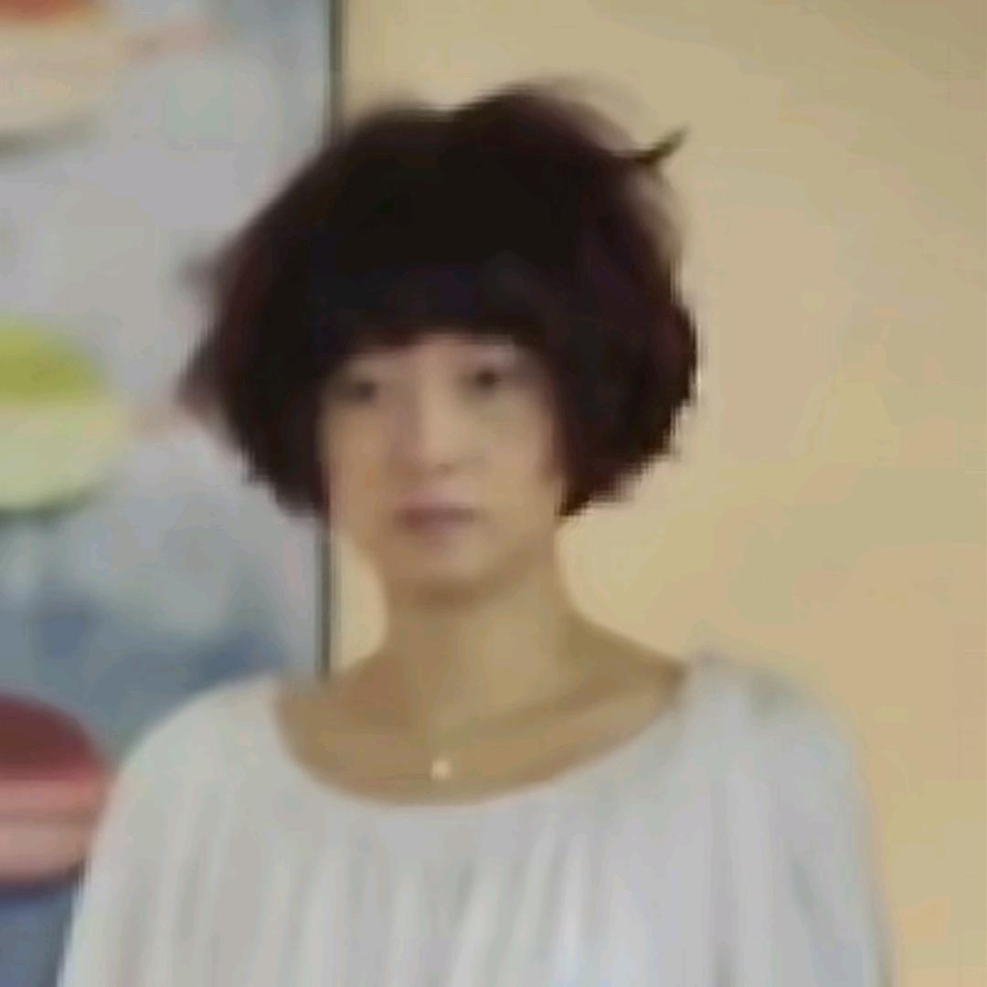 快来接我，我六千块的小羊皮高跟鞋不能沾水