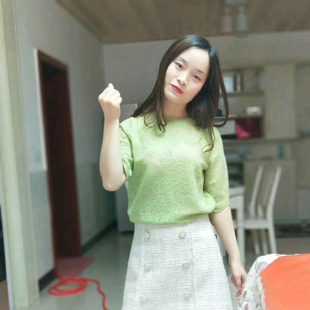 浅浅的笑