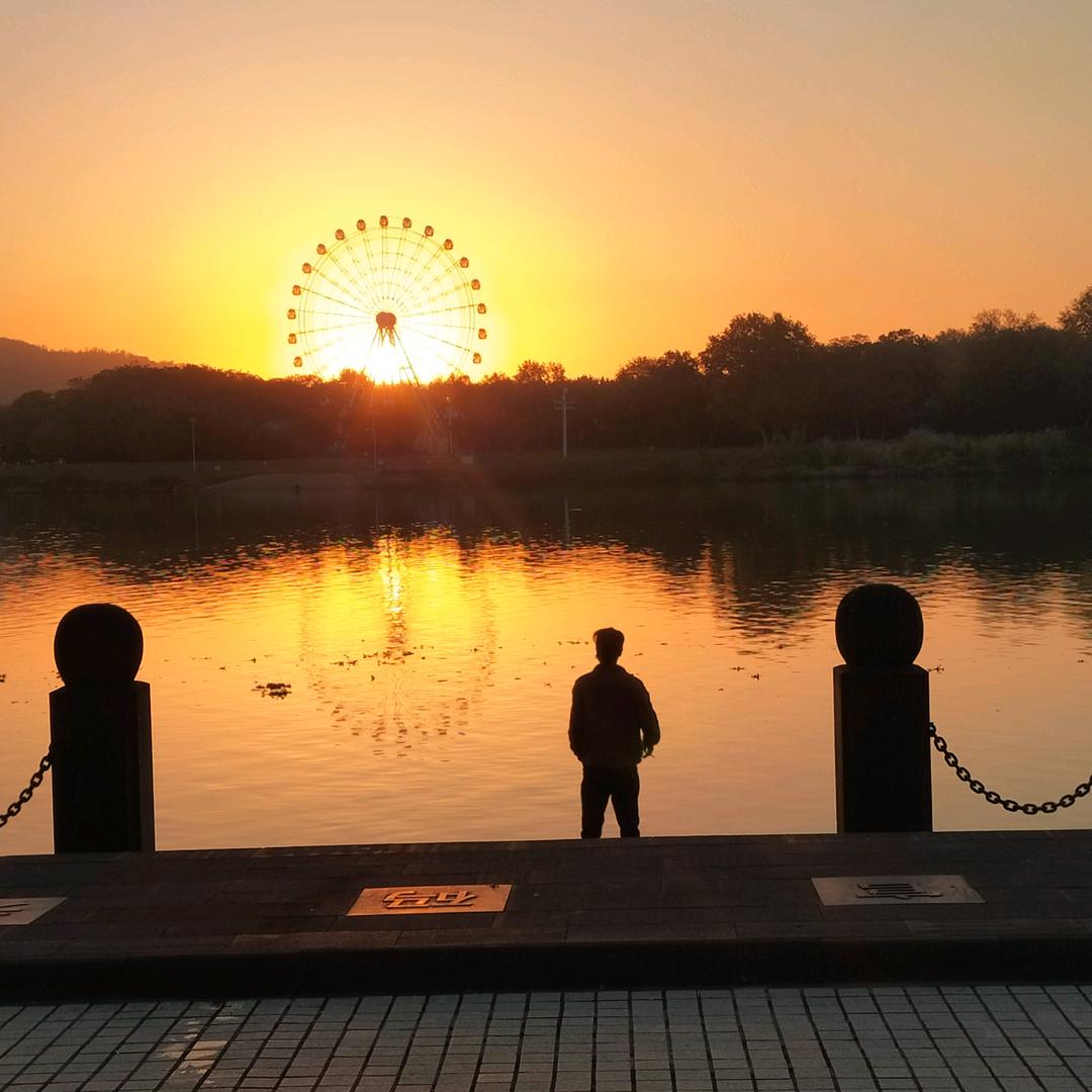 ꕥ᭄杯中烈酒࿆ྃ🍶敬余生ꦿ໌້