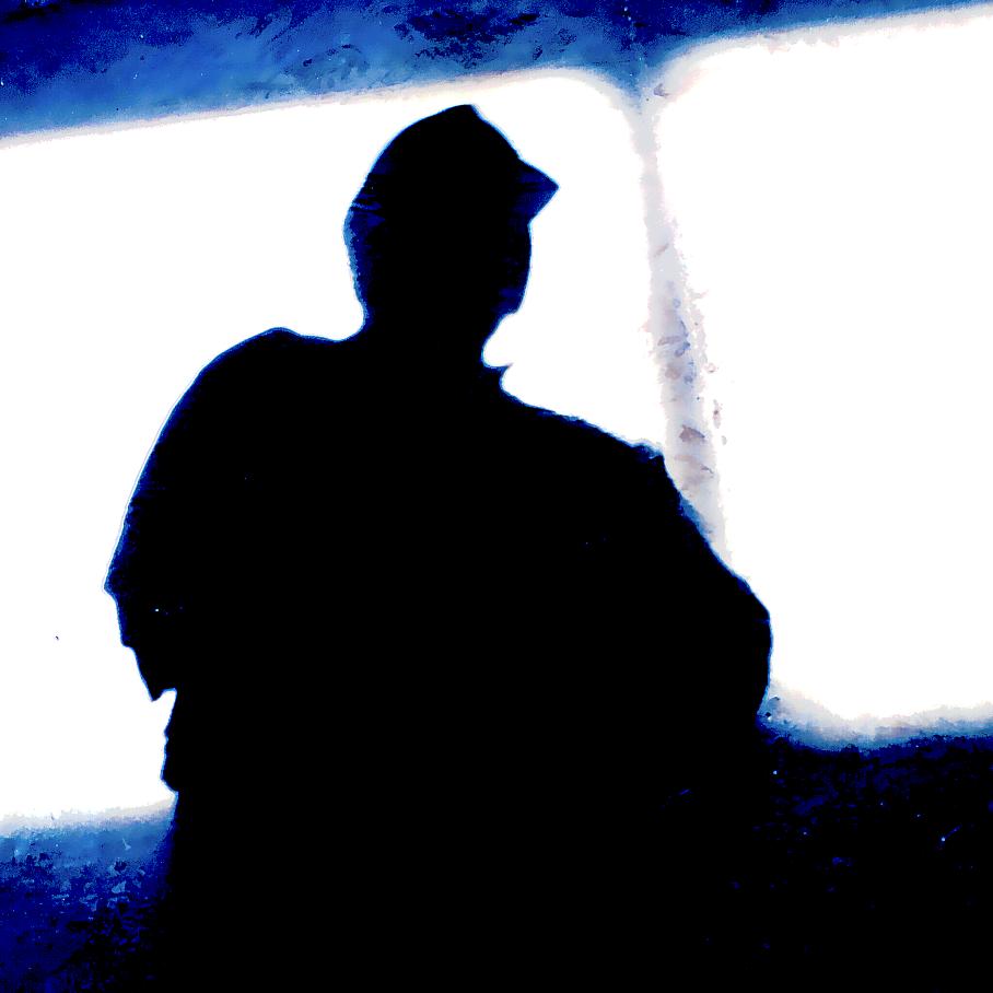 月明梦难成，起身邀怀明