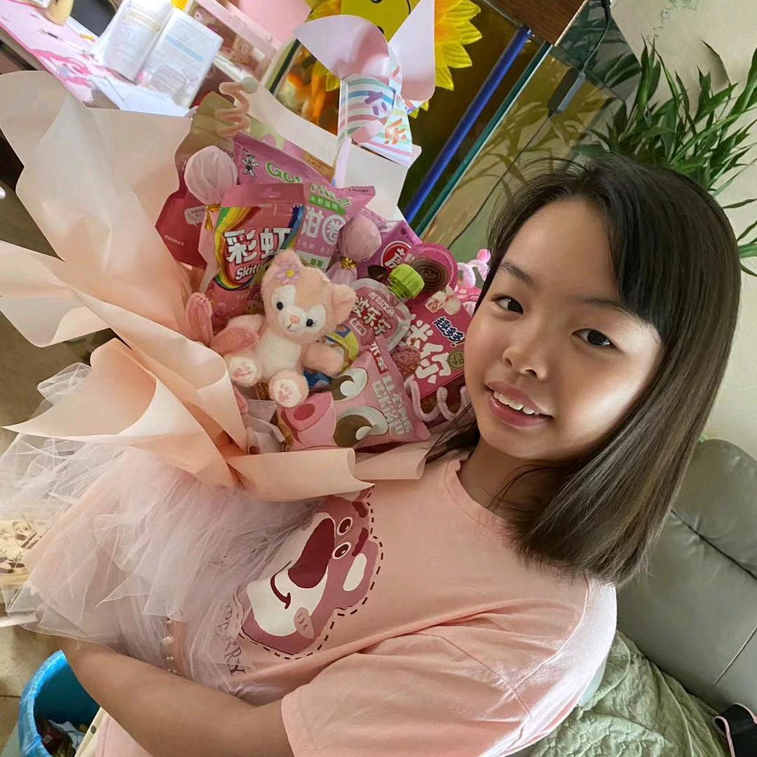 杨红