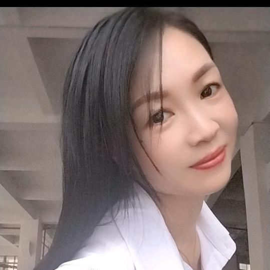 安然一笑