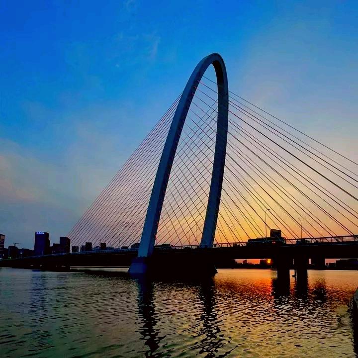 锦色波涛