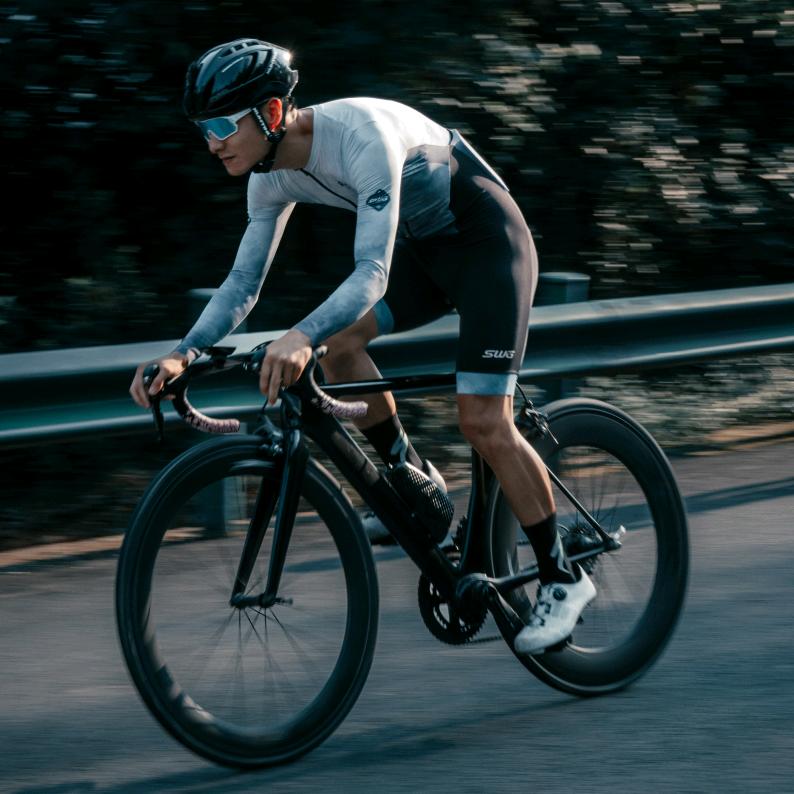 不到260瓦不改名的李居居