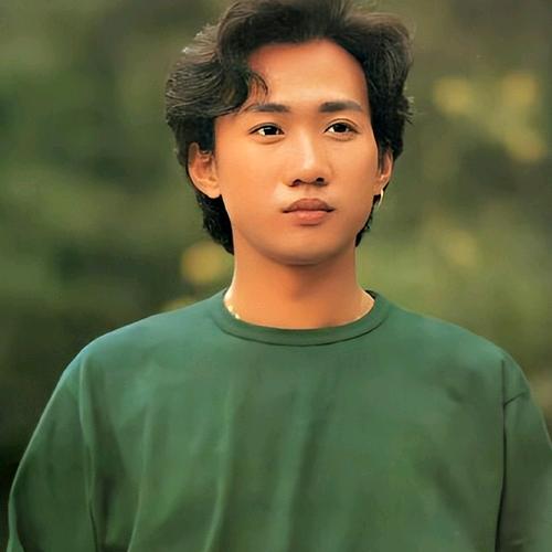 想牵别人女朋友的手（活着）