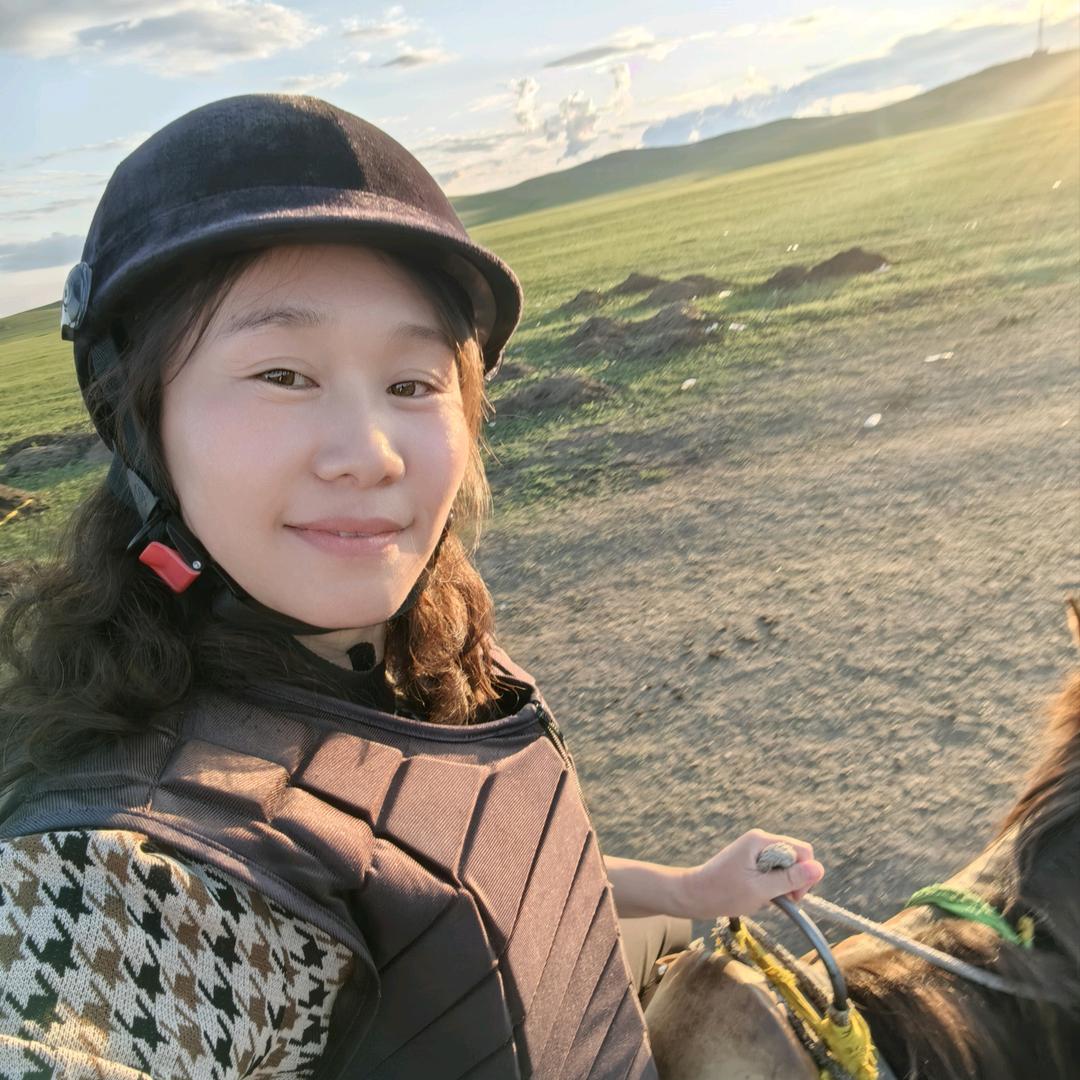 骑马的女汉子会包馄饨