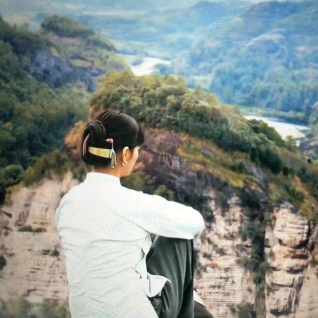 🎶我在春天等你🎶