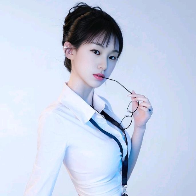 苗族姑娘