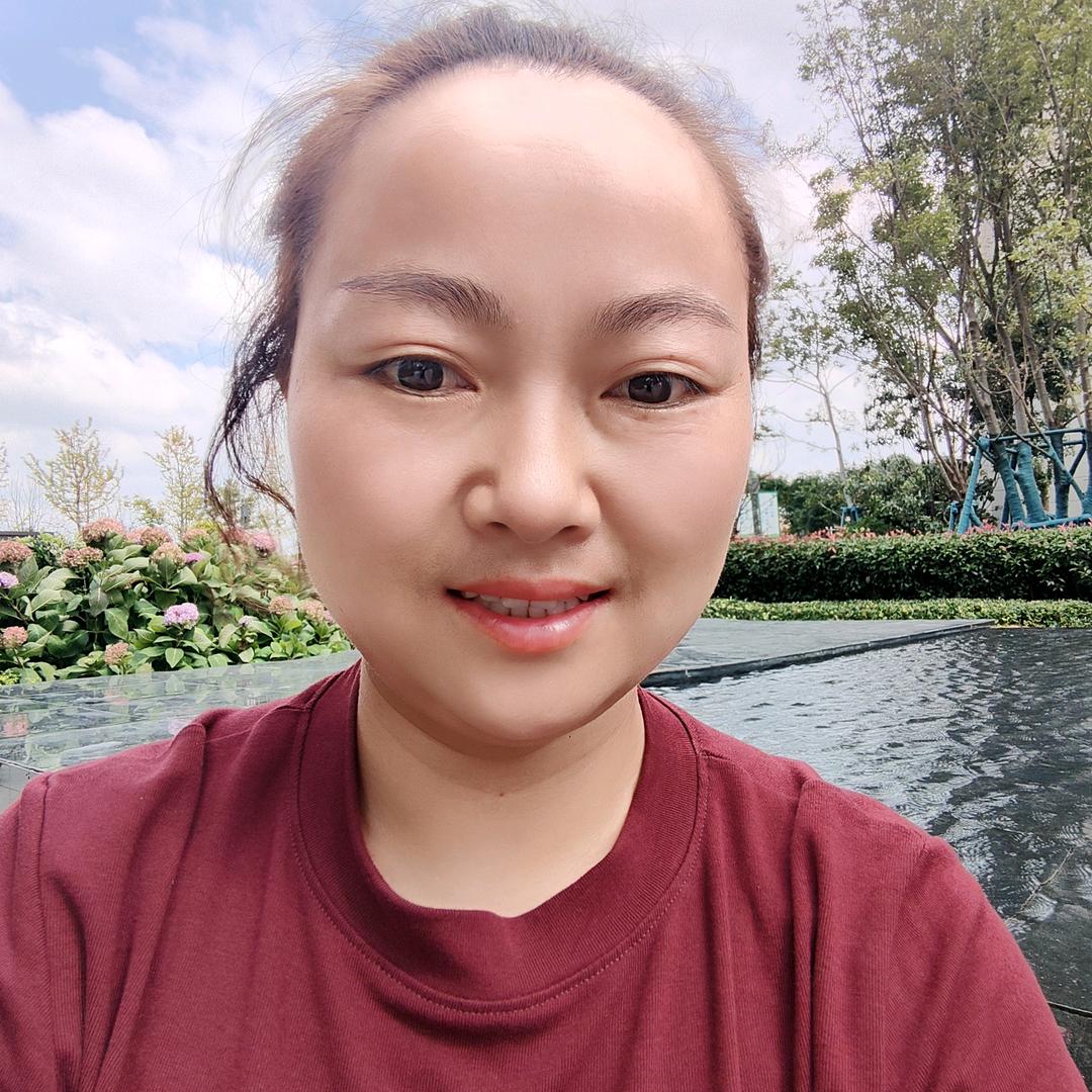 蘑菇妹   每晚8:18首播