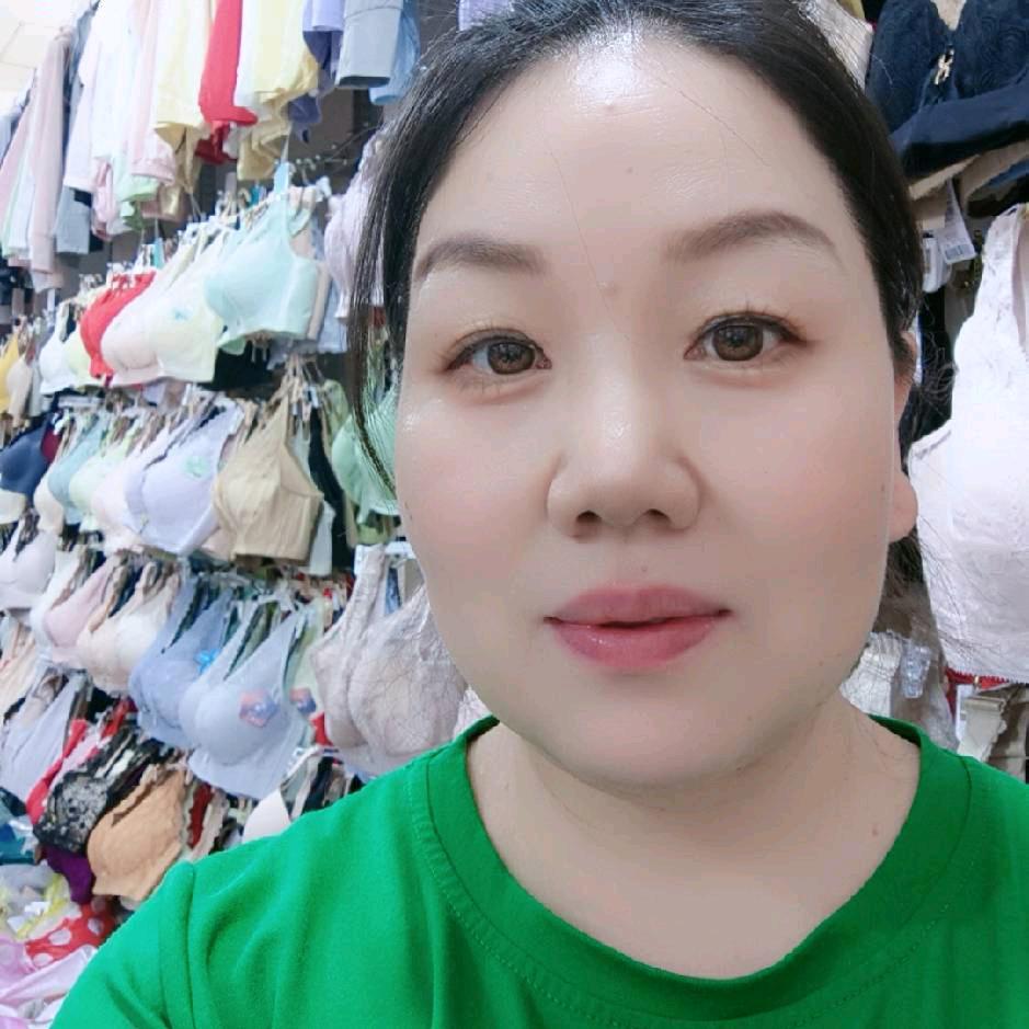 哈密市春燕内衣店