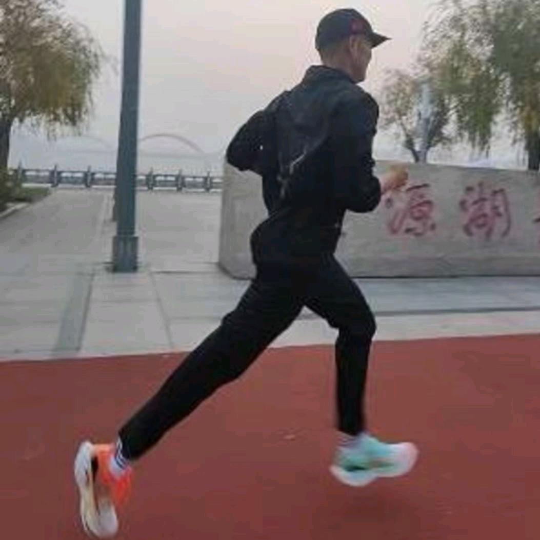 自由💫