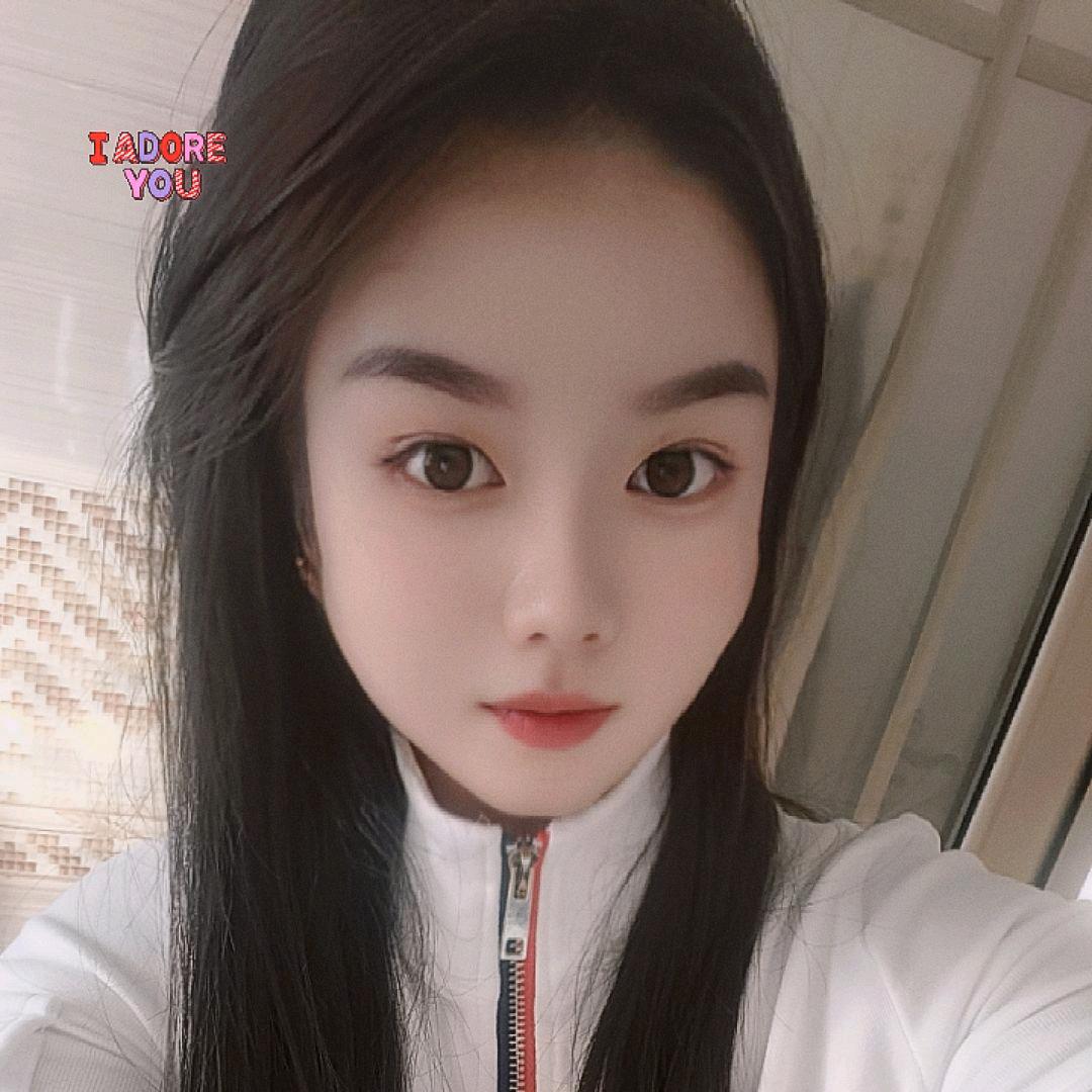 小主(吃草的小姑糯米猪 )