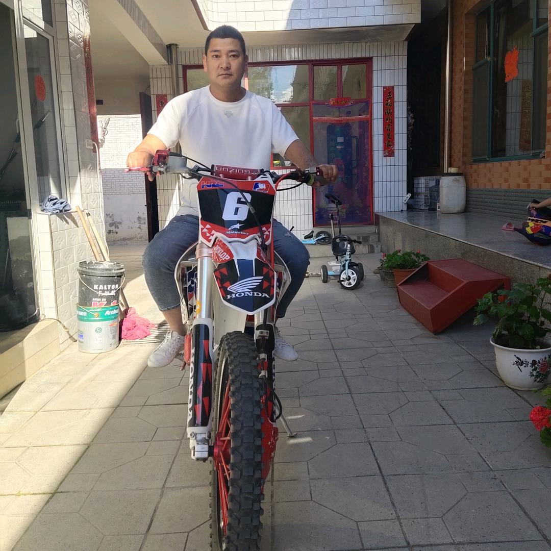 🚬⃟钱途似海࿐ᜧ