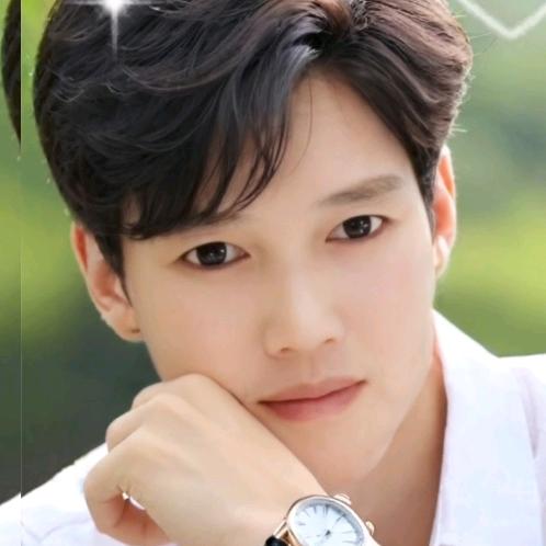 别回头看，，只要青山在，