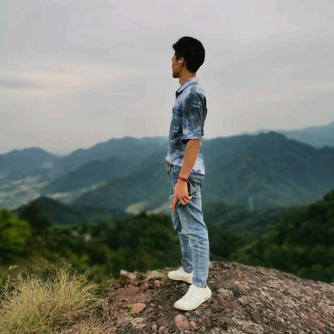 左边疼（姓罗的）