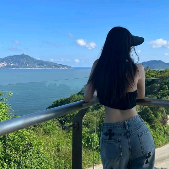 赵春春吖