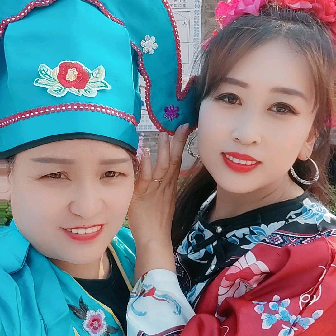 垣曲阳阳（海棠徒弟）火辣辣鼓舞团