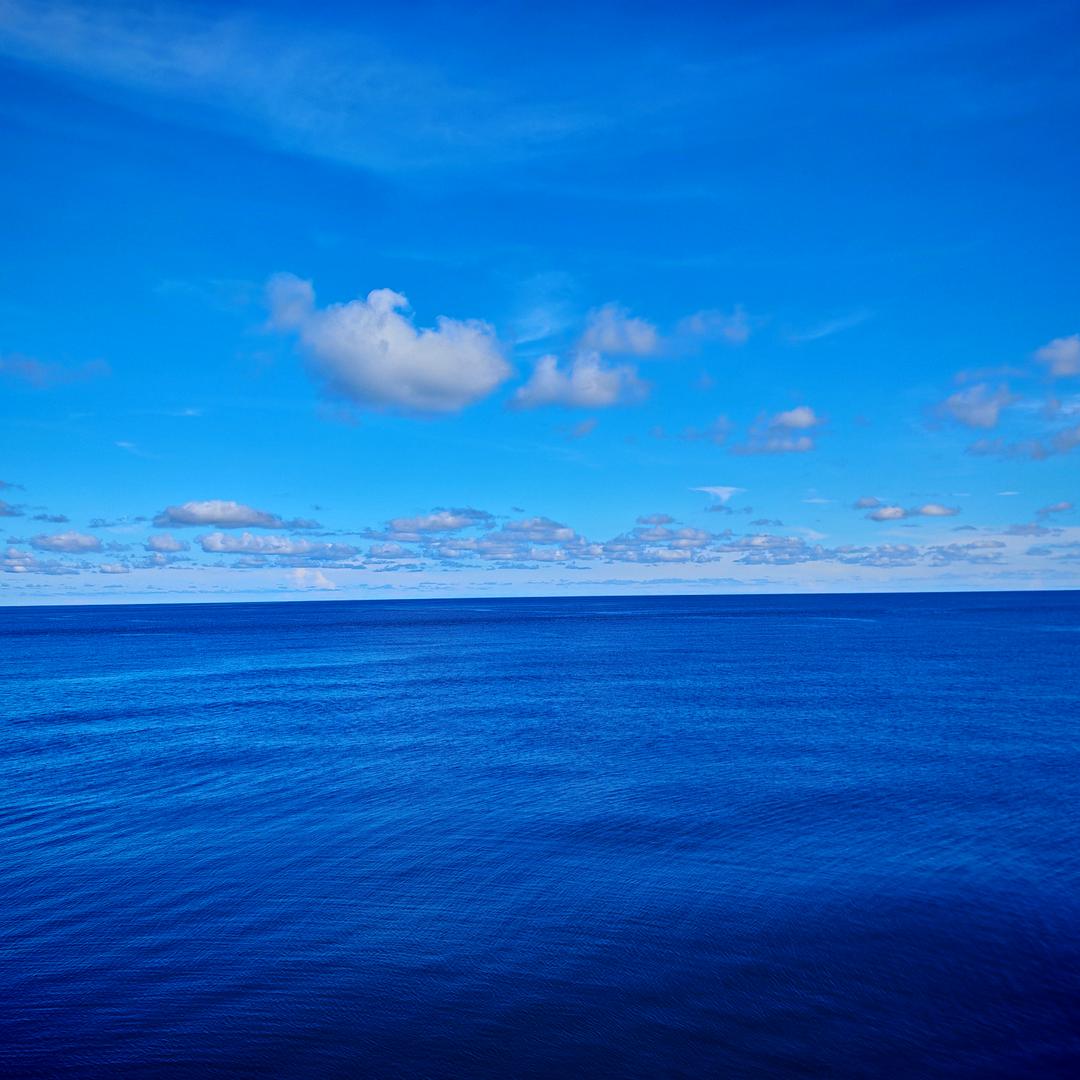 蔚蓝大海