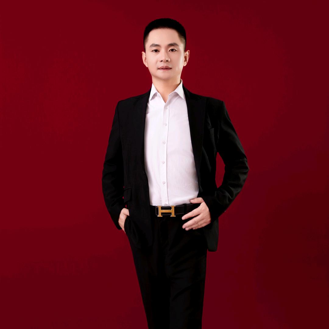 小柏哥，旅游美食