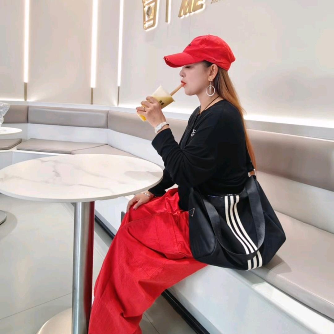 背影💋(云和童话小镇舞队)