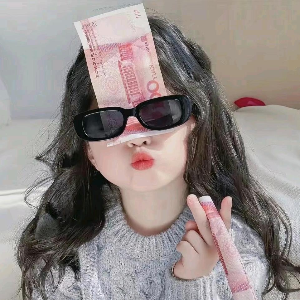 莓烦恼的小弟乔治💕