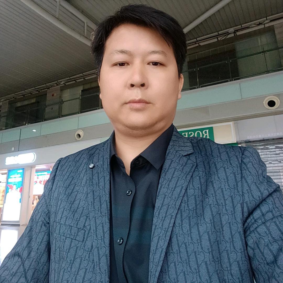 《银川志诚珠宝》阿诚