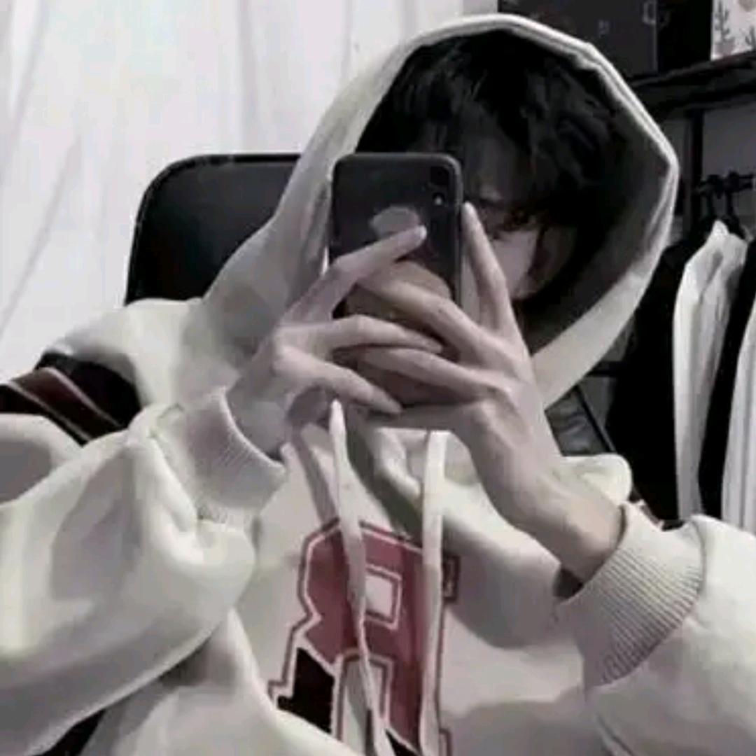 等第五个月亮心