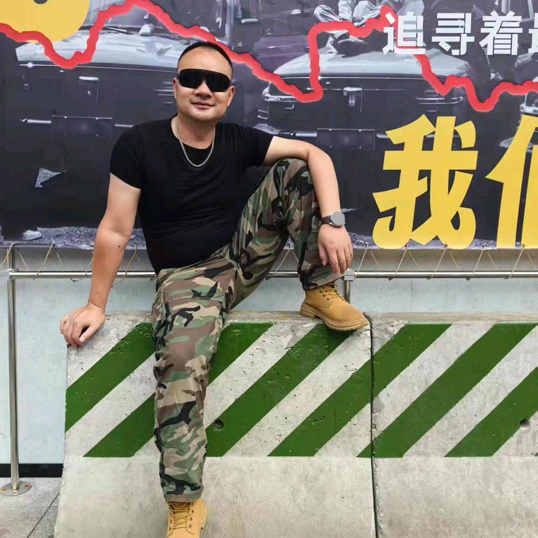 做地产的骑士（弘毅）