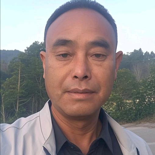 刘钧（丢掉幻想，准备打仗）