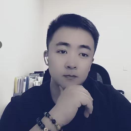 魔兽奶骑九月刘