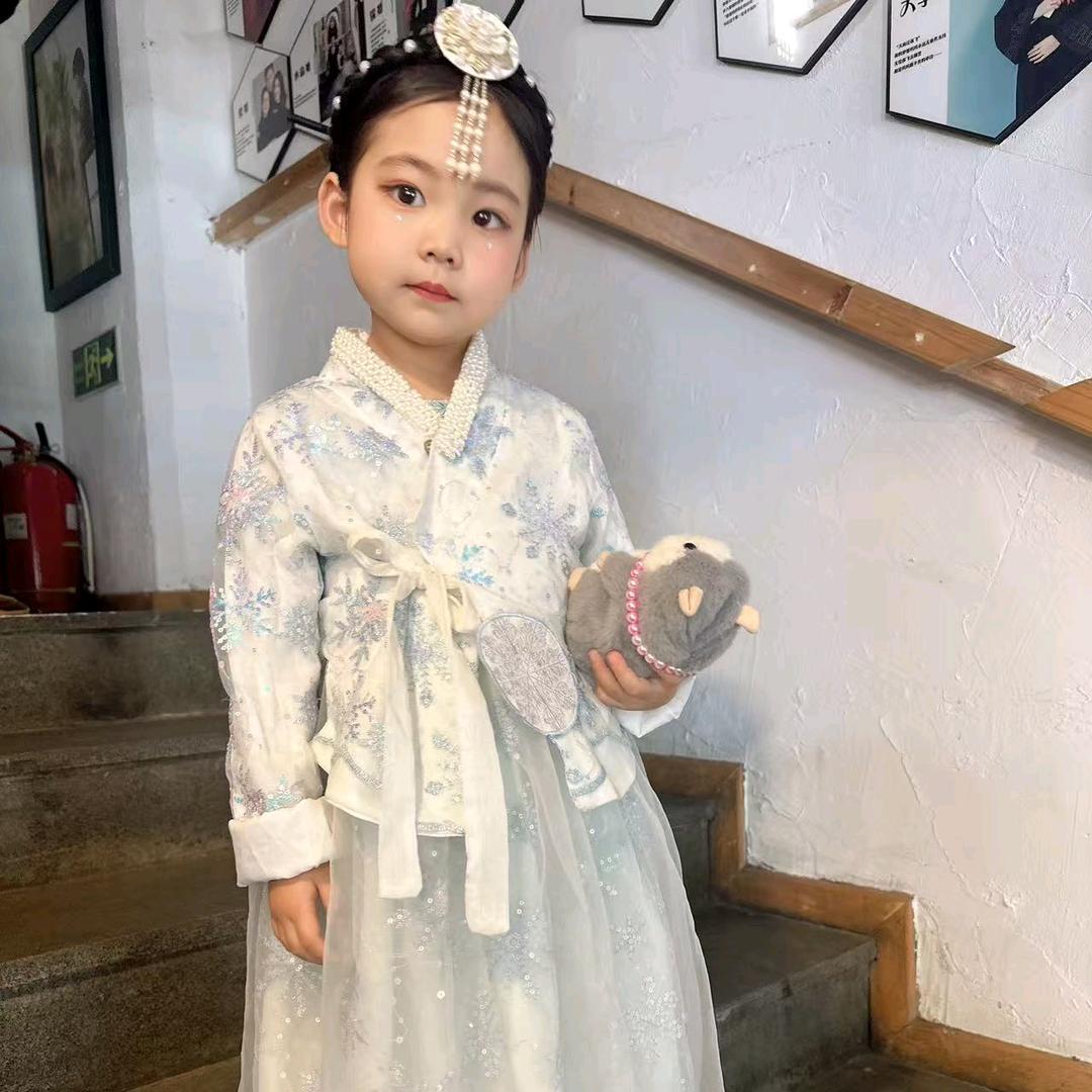 小葡萄妈妈吖