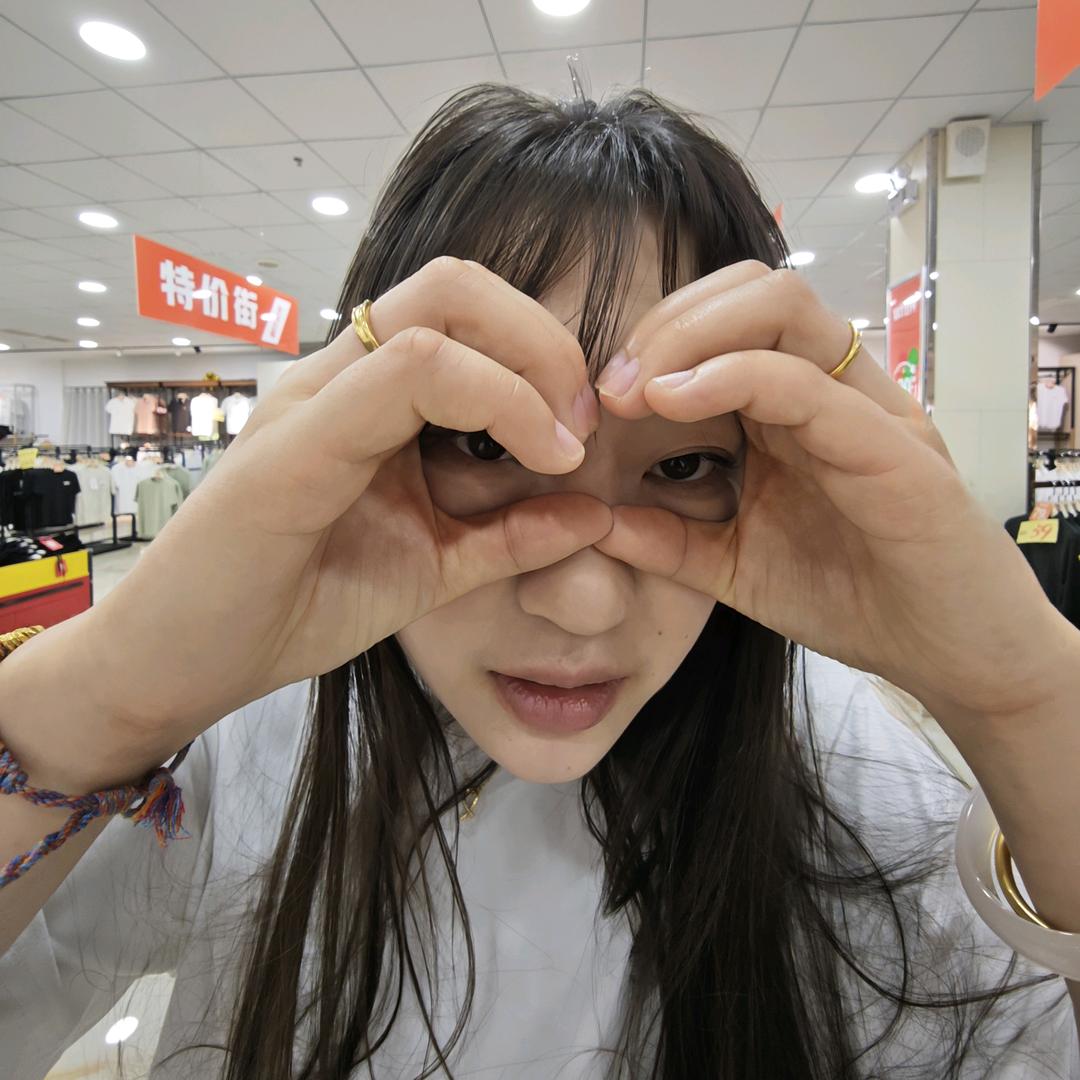 满山🙈你腚最红