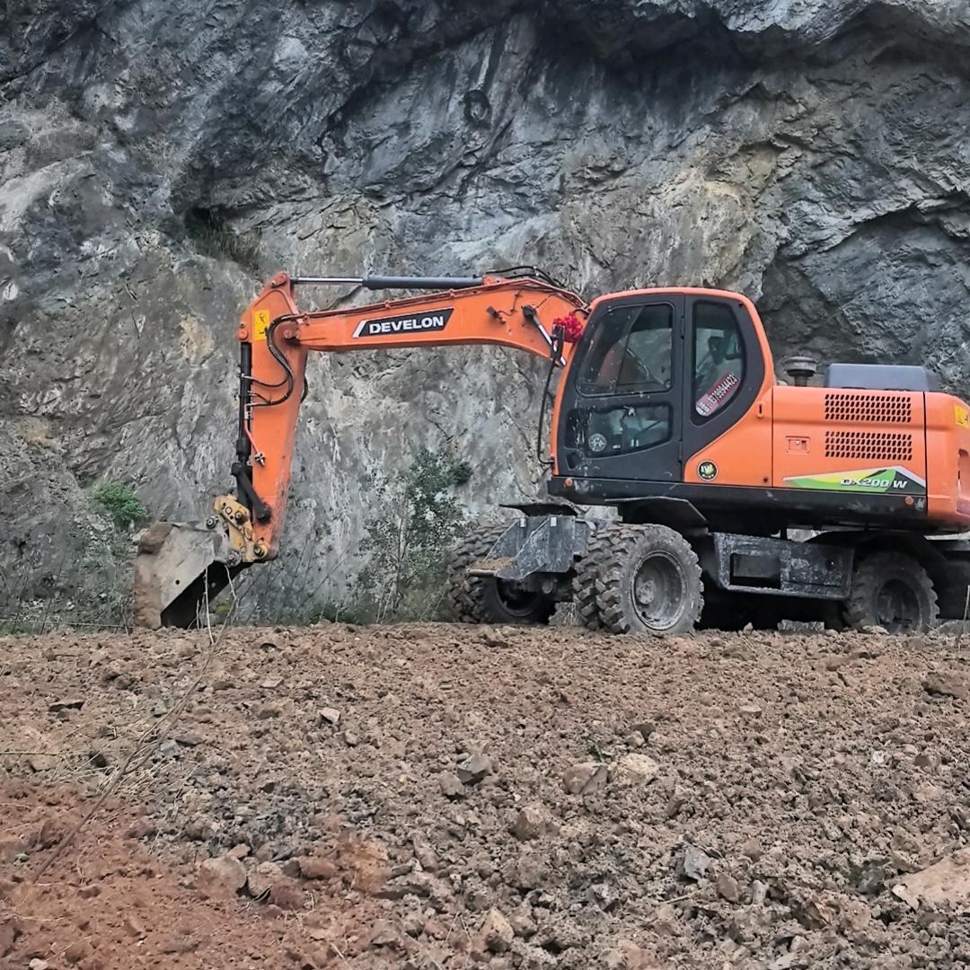 福州长乐小武挖掘机租赁