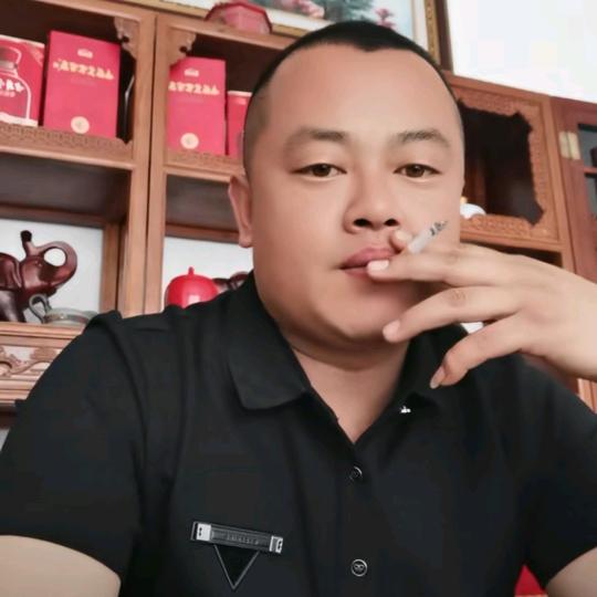 兴启宏…川哥