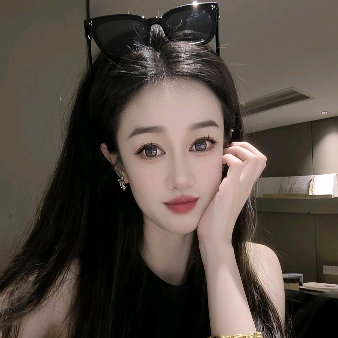 @W~