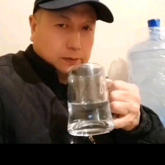 杨哥老六