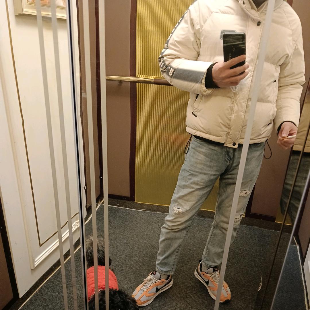 一杯敬明天一杯敬过往