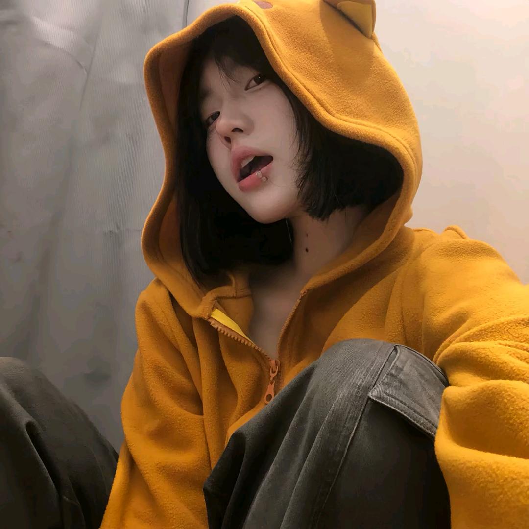 姒.