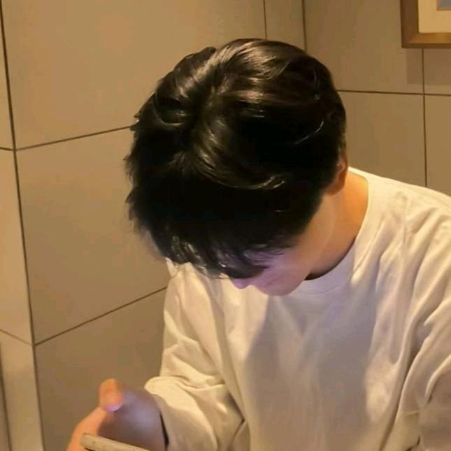 搞笑男啥也不会