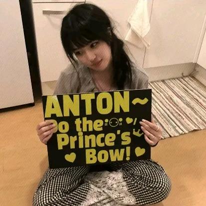 纯情性感母蟑螂（棒垒球版）