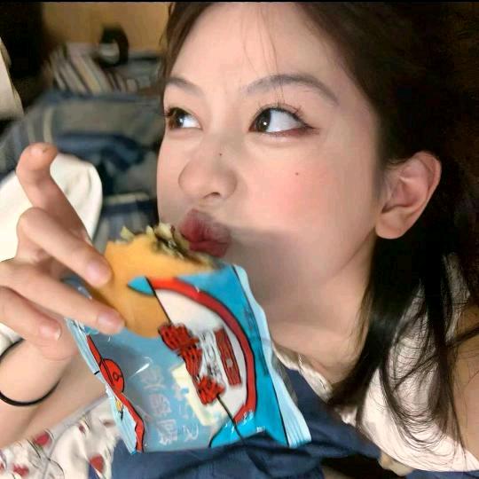 不流泪的溏心蛋🍳