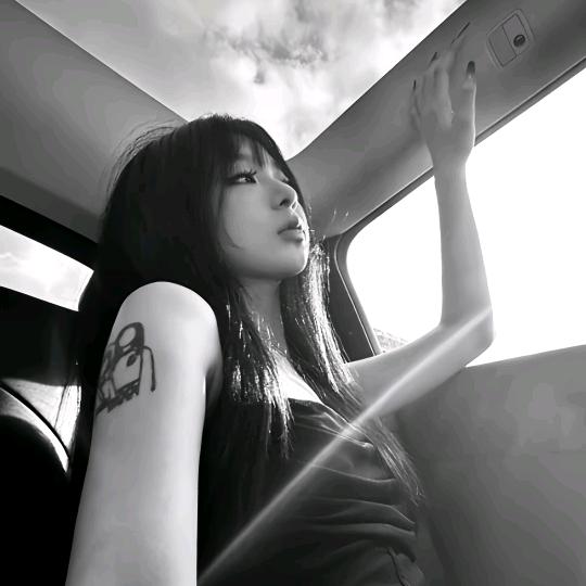 小苏睡不醒.💤